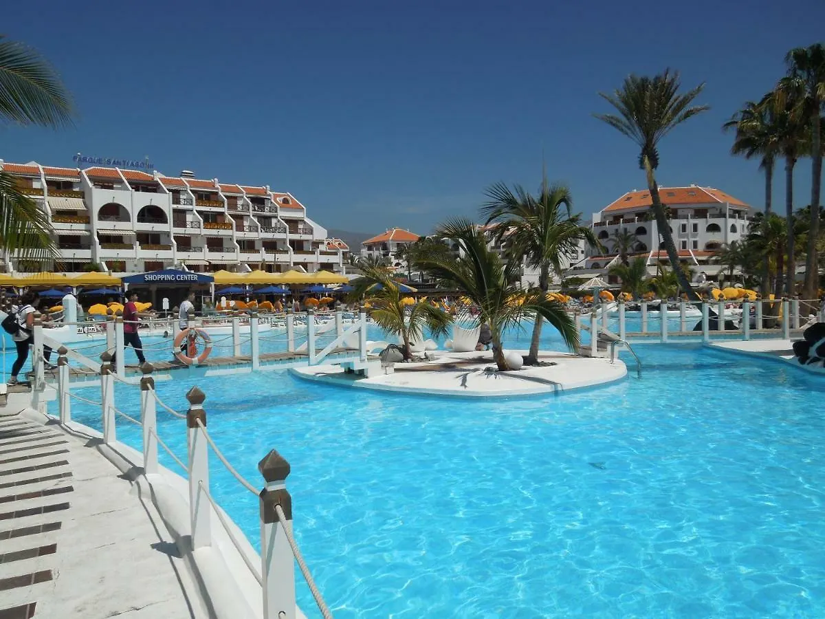 הקונטקטים של Two Bedroom Beachfront Apartment No 3 With Sea-View, Heated Pool, Close To The Sea